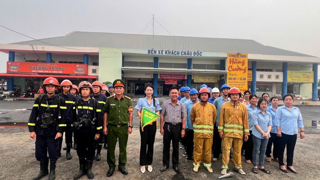 DIỄN TẬP PHÒNG CHÁY CHỮA CHÁY VÀ CỨU NẠN, CỨU HỘ  TẠI BẾN XE KHÁCH CHÂU ĐỐC